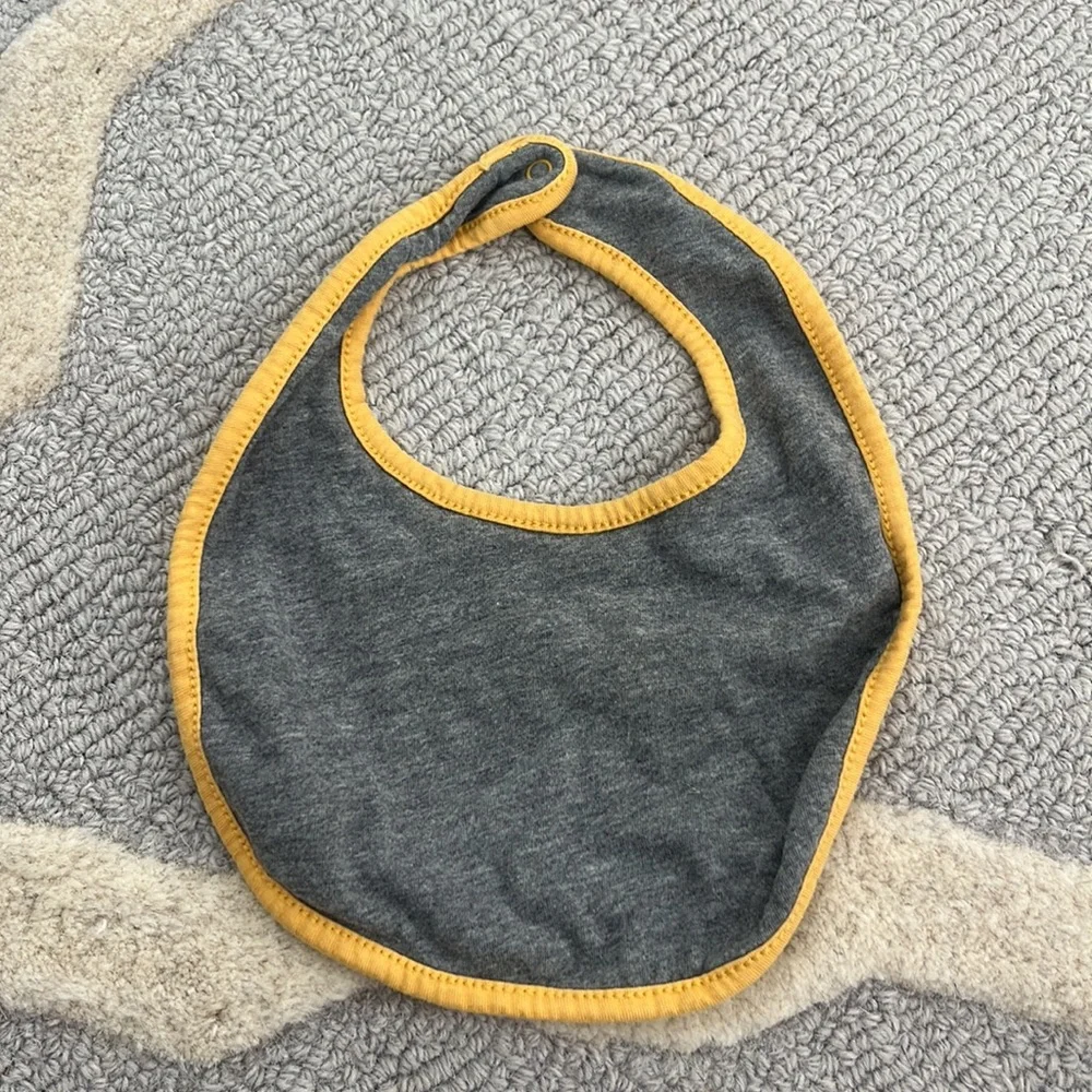 BABY BIB
